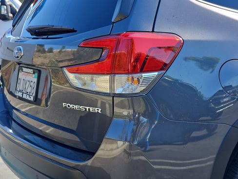 Used 2024 Subaru Forester Limited AWD/4WD image 11