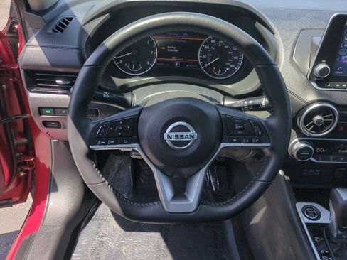 Certified 2022 Nissan Sentra SV w/ All-Weather Package FWD image 11