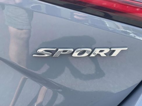Used 2023 Honda Civic Sport image 10