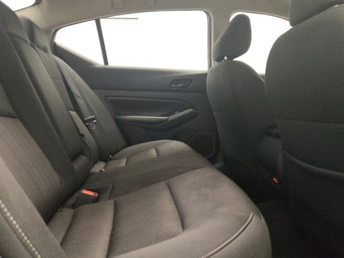 Used 2023 Nissan Altima 2.5 SV FWD image 19