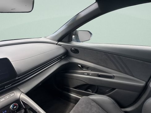 Used 2025 Hyundai Elantra N FWD image 22