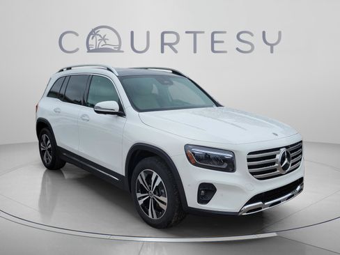 Certified 2026 Mercedes-Benz GLB 250 image 4