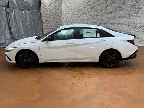 New 2026 Hyundai Elantra Sport image 4