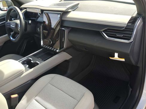 New 2026 GMC Acadia Elevation w/ LPO, Floor Liner Package FWD image 29