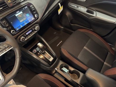 New 2025 Nissan Versa SR w/ Trunk Package image 23