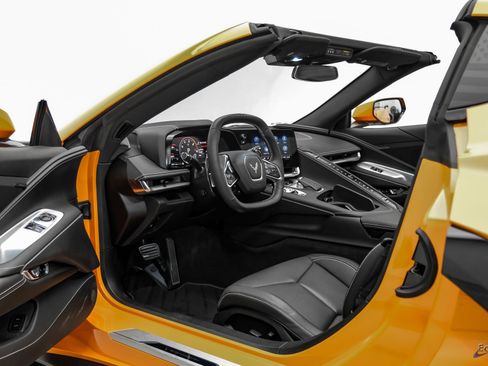 Used 2023 Chevrolet Corvette Stingray Coupe w/ 1LT RWD image 47