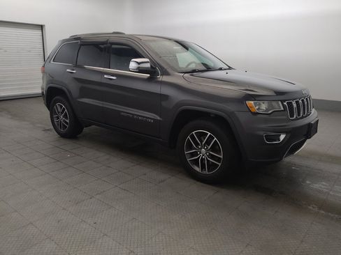 Used 2018 Jeep Grand Cherokee Limited AWD/4WD image 11
