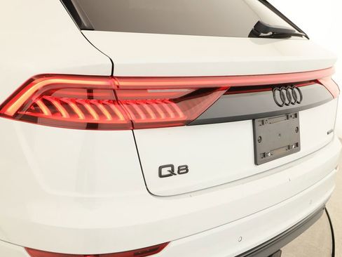 Used 2019 Audi Q8 Premium Plus w/ Premium Plus AWD/4WD image 35