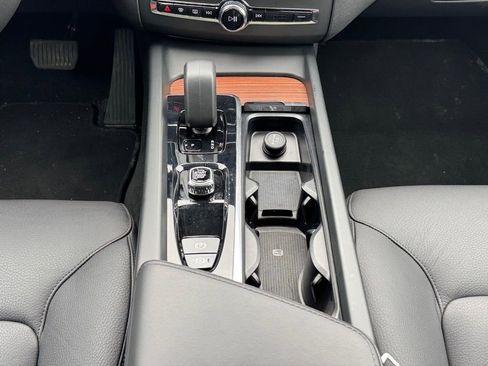 Certified 2023 Volvo XC60 T8 Plus w/ Climate Package AWD/4WD image 14