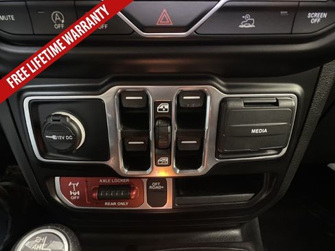 Used 2022 Jeep Gladiator Mojave w/ Trailer Tow Package AWD/4WD image 36