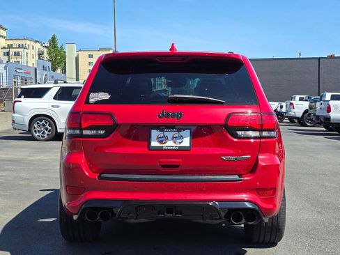 Used 2018 Jeep Grand Cherokee Trackhawk AWD/4WD image 7