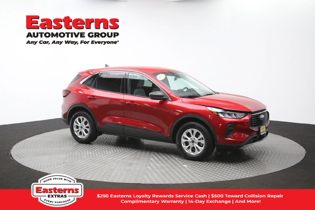 Used 2023 Ford Escape Active AWD/4WD image 49