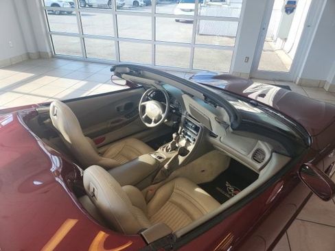 Used 2003 Chevrolet Corvette Convertible w/ Preferred Equipment Group1 image 33