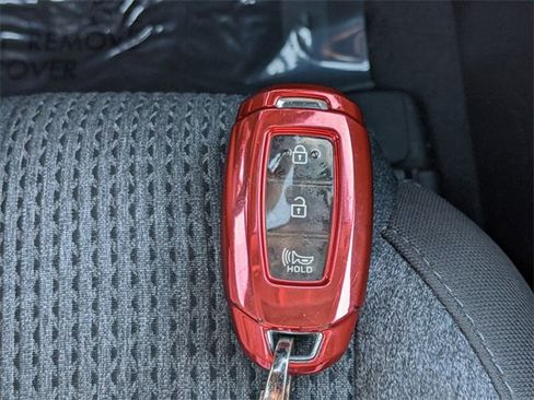 Used 2020 Hyundai Santa Fe SEL image 28