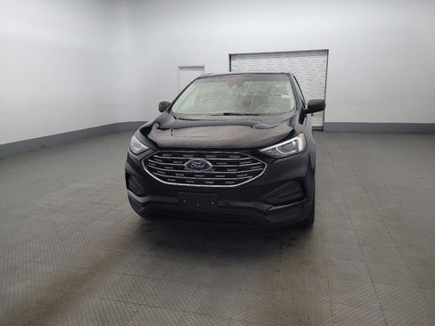 Used 2020 Ford Edge SE image 15