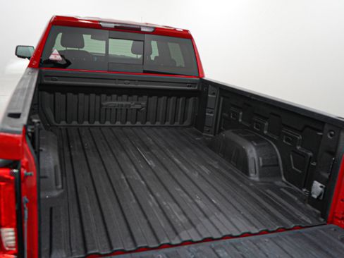 Used 2022 GMC Sierra 1500 AT4 image 11