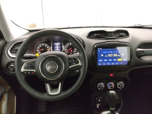 Used 2016 Jeep Renegade Sport w/ Power & Air Group image 22