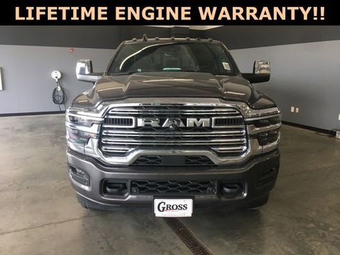 New 2026 RAM 2500 Laramie AWD/4WD image 4