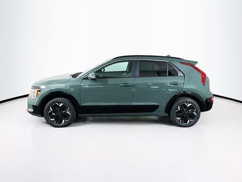 New 2026 Kia Niro Wind w/ Wind Preserve Package FWD image 8