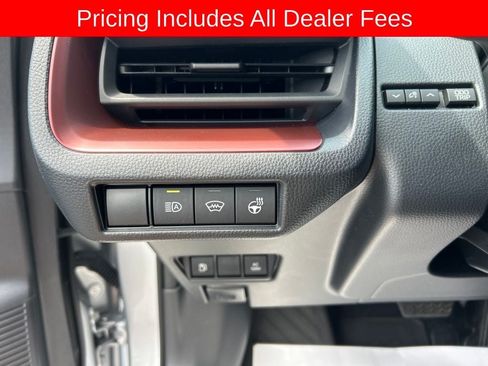 Used 2026 Toyota Prius Plug-In Hybrid FWD image 6