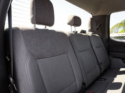 Used 2024 Ford F150 XLT image 32