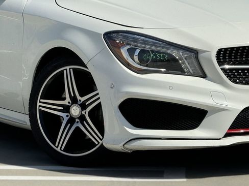 Used 2016 Mercedes-Benz CLA 250 image 4