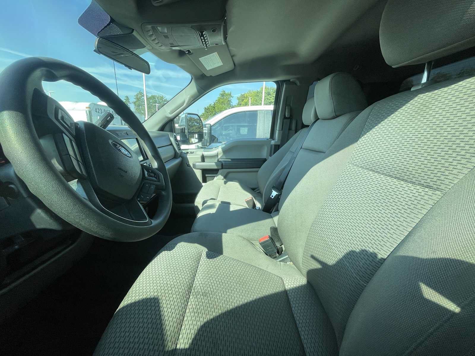 Used 2022 Ford F250 XLT w/ XLT Premium Package AWD/4WD image 9