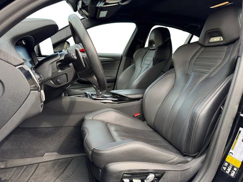 Used 2022 BMW M5 w/ Executive Package image 10