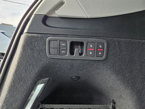 New 2025 Audi Q7 3.0T Premium Plus image 24