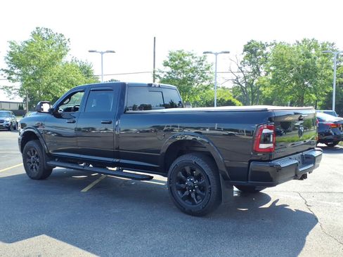 Used 2022 RAM 3500 Limited AWD/4WD image 9