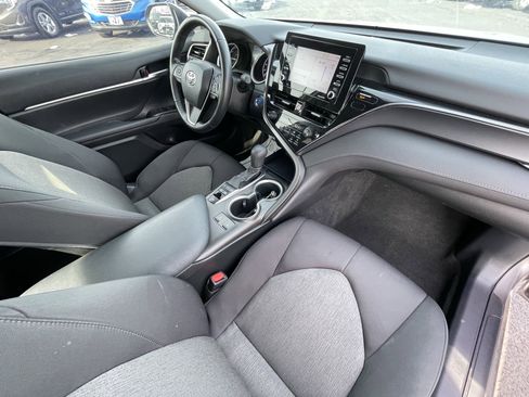 Used 2022 Toyota Camry LE image 36