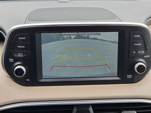 Used 2020 Hyundai Santa Fe SEL FWD image 11