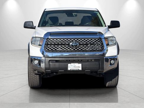 Used 2020 Toyota Tundra SR5 w/ SR5 Upgrade Package AWD/4WD image 10