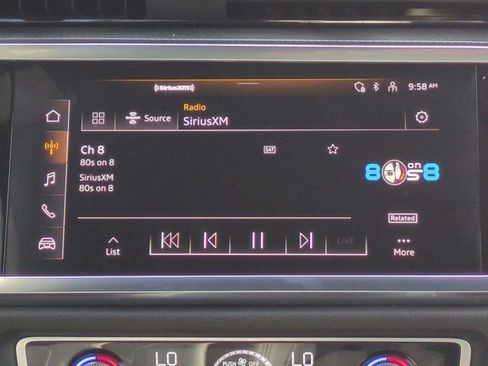 Used 2024 Audi Q3 2.0T Premium image 18