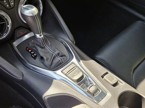 Certified 2021 Chevrolet Camaro LT image 22