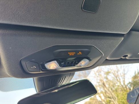 Used 2020 BMW 840i Convertible w/ Comfort Seating Package image 27