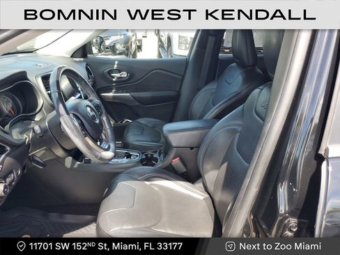 Used 2019 Jeep Cherokee Limited w/ Luxury Group image 24