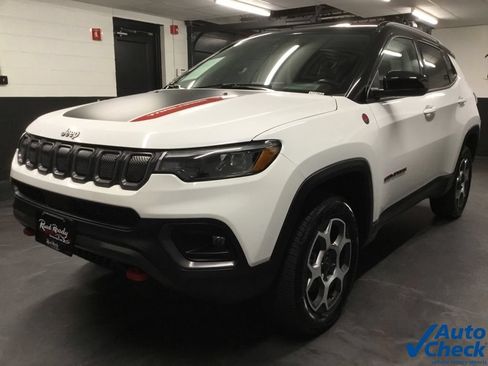 Used 2022 Jeep Compass Trailhawk w/ Trailhawk Elite Group AWD/4WD image 5