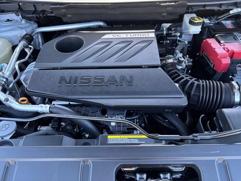 Used 2025 Nissan Rogue SV AWD/4WD image 34
