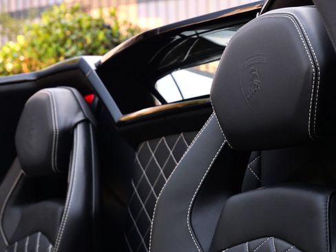 Used 2015 Lamborghini Aventador LP 700-4 AWD/4WD image 24