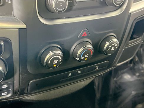 Used 2022 RAM 1500 Classic Warlock image 15