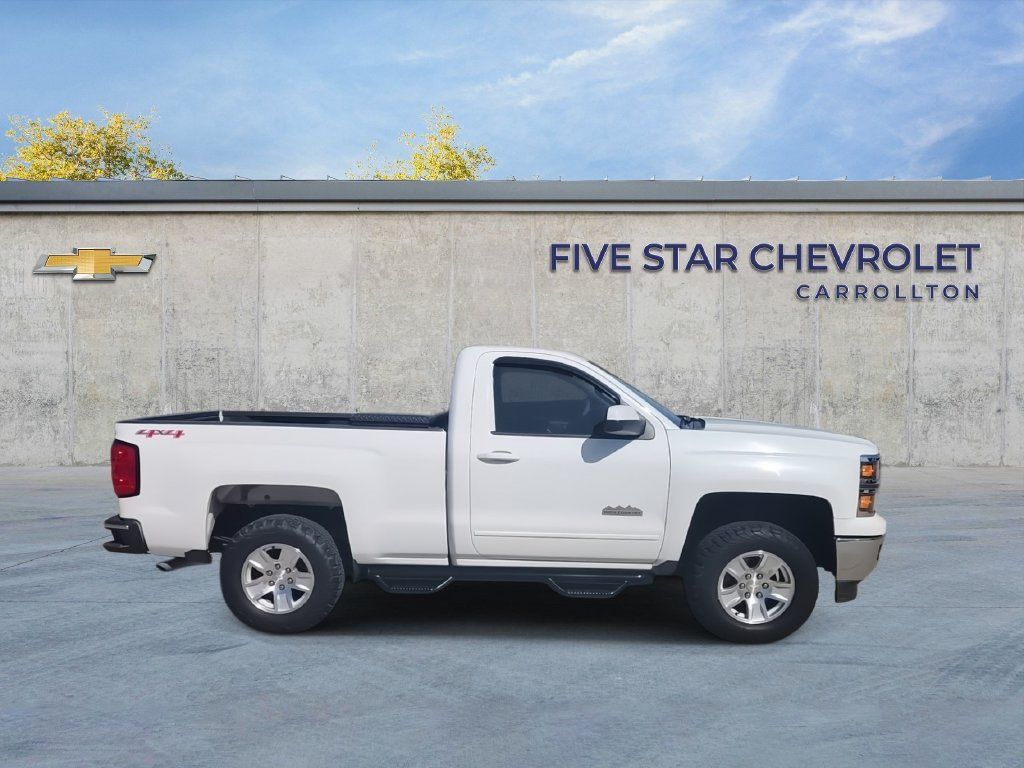 Used 2015 Chevrolet Silverado 1500 LT w/ LT Convenience Package AWD/4WD image 9