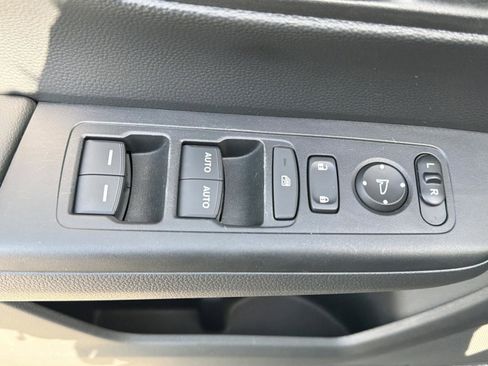 Used 2023 Honda CR-V EX image 31