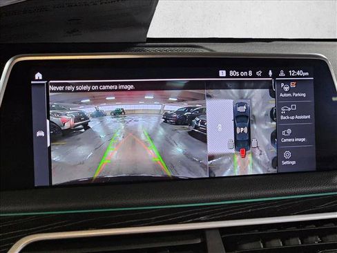 Used 2022 BMW 740i w/ M Sport Package image 13