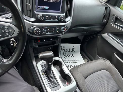Used 2015 Chevrolet Colorado LT RWD image 12