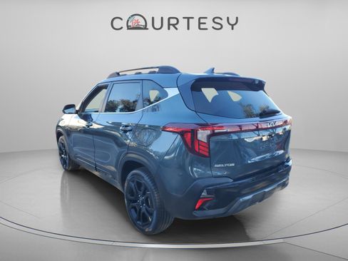 Certified 2024 Kia Seltos X-Line image 2
