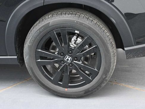 New 2026 Honda HR-V Sport image 5