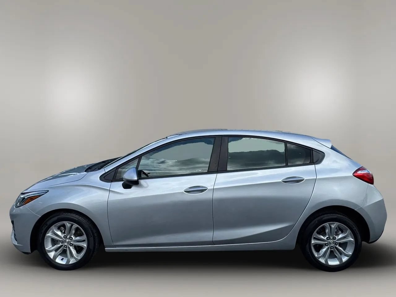 Used 2019 Chevrolet Cruze LS w/ LS Convenience Package FWD image 5