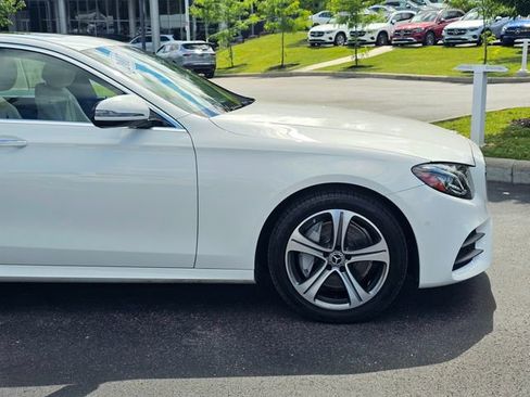 Certified 2017 Mercedes-Benz E 300 4MATIC image 6