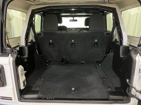 Used 2018 Jeep Wrangler Unlimited Sport S image 10